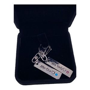 Couples Boyfriend Girlfriend HER ONE HIS ONLY Key Chain Ring Gift Box Set
